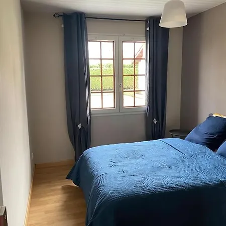 Villa Avec Piscine, Proche De Toutes Commodites