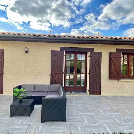 Villa Avec Piscine, Proche De Toutes Commodites Sainte-Eulalie (Gironde)