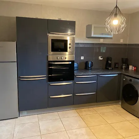 Avec Piscine, Proche De Toutes Commodites Villa *