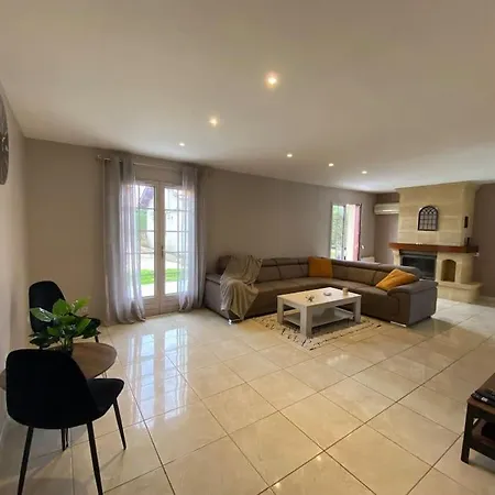 Avec Piscine, Proche De Toutes Commodites Villa *