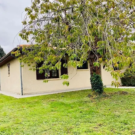 Villa Avec Piscine, Proche De Toutes Commodites