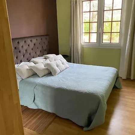 Avec Piscine, Proche De Toutes Commodites * Sainte-Eulalie (Gironde)